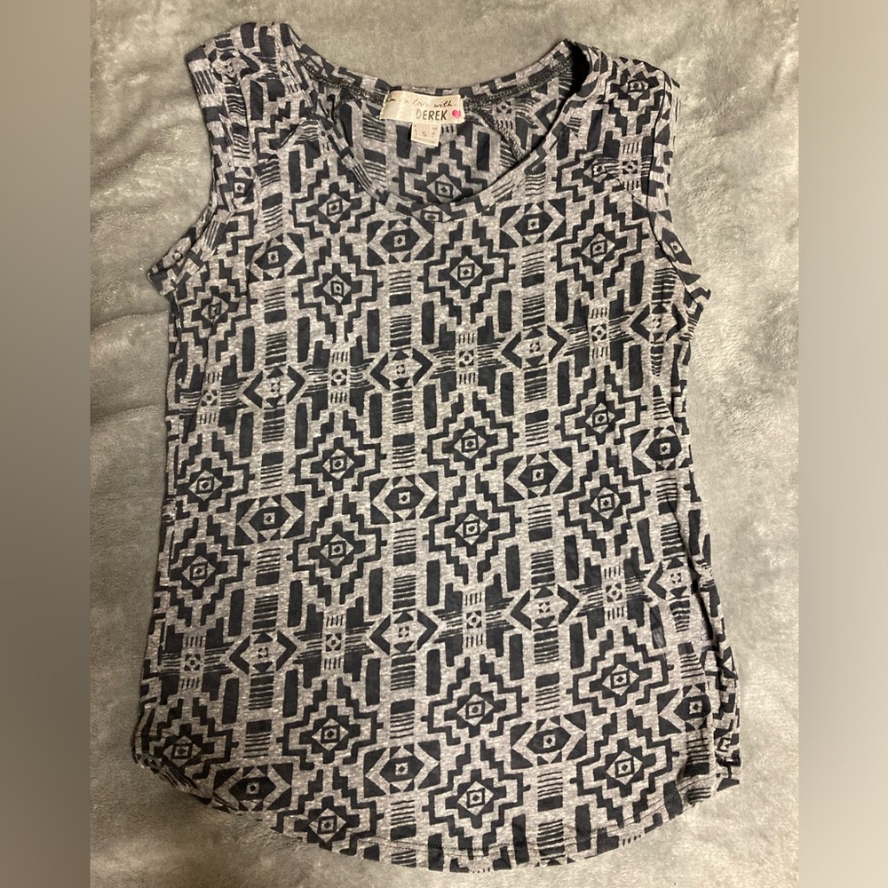 NWOT Aztec Print Sleeveless Top